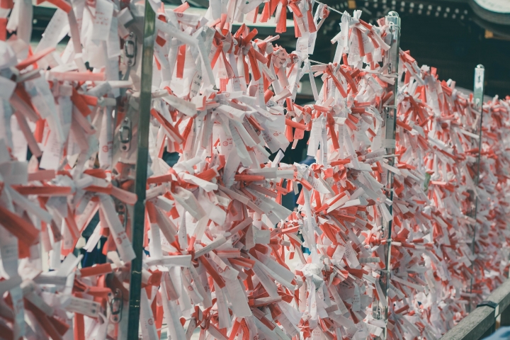 【行程。遊記】神奈川 江之島 被招待非業配的午後小旅行 青春與海的潮歌  湘南寶石 湘南の宝石 江之島光色祭典 伴手禮 餐廳 吃飯 古蹟 景點 推薦 車票