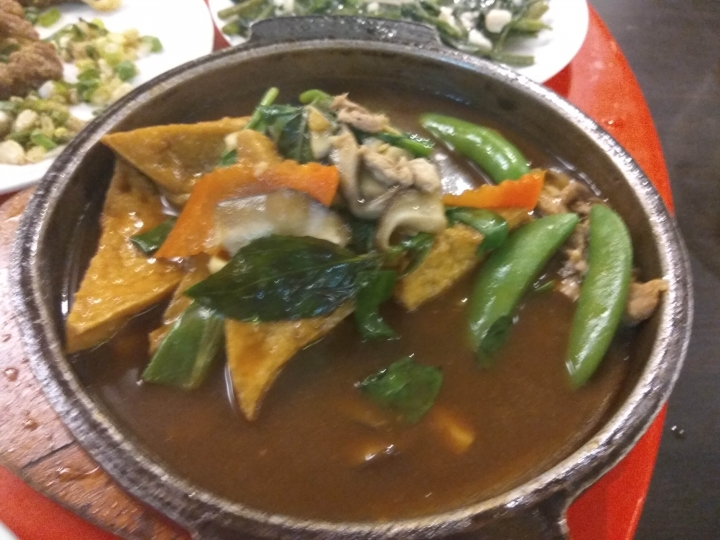 [台式快炒]苗栗頭份中央路100啦生猛海鮮快炒食記~平價~不錯吃~