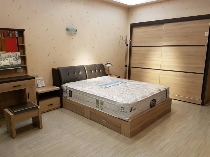 家具品牌請教
