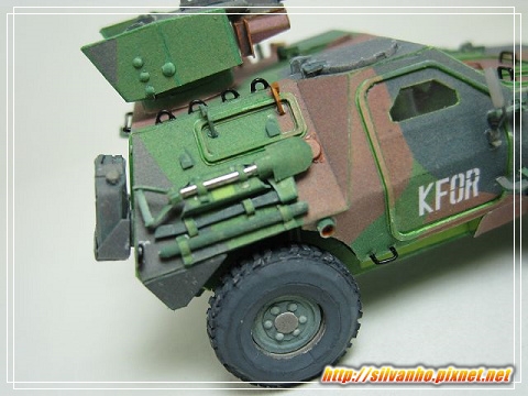 紙模 - Panhard VBL