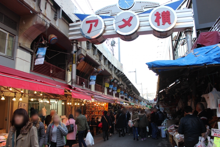 隨著時代與平民生活共同變遷而發展的上野・「阿美橫町」商店街