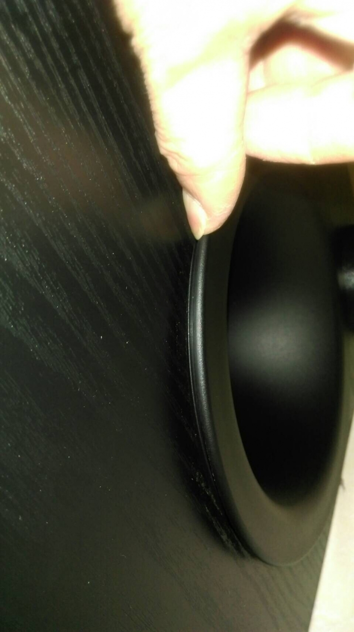 重低音 JBL P12SW 底部反射孔脫落求解