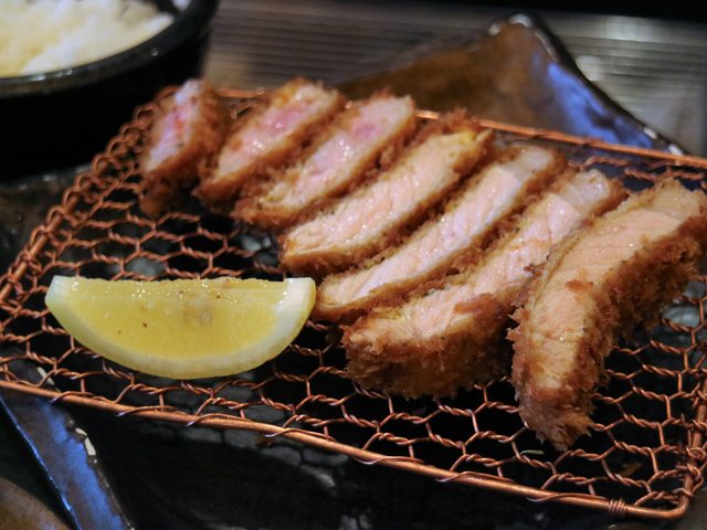 「大阪美食」--朝聖日本no.1的炸豬排名店:とんかつ マンジェ! 且吃到Tokyo-X !