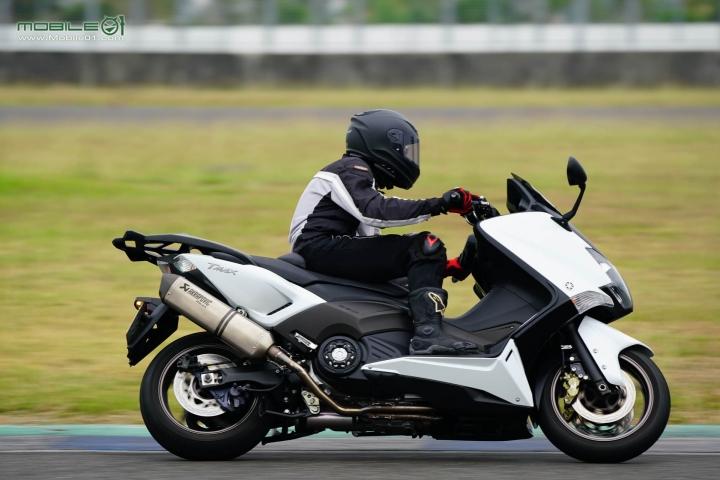 [採訪]台灣山葉機車 YAMAHA 大型重機車主 2017 大鵬灣賽道體驗會