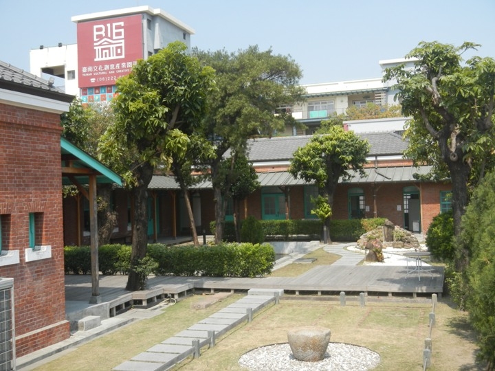 騎 單 車 遊 府 城 ( 北 區 ) 古 蹟 、 美 食 記