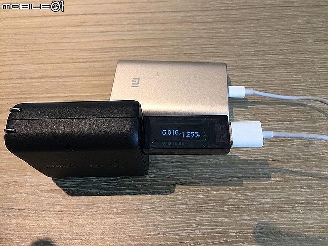 [開箱]ANKER 充電器+行動電源二合一 PowerCore Fusion 5000