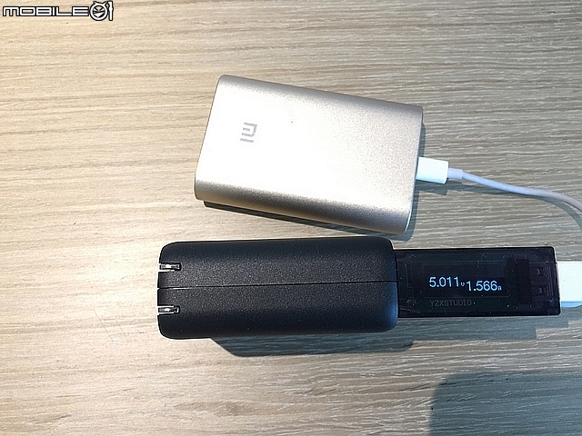 [開箱]ANKER 充電器+行動電源二合一 PowerCore Fusion 5000