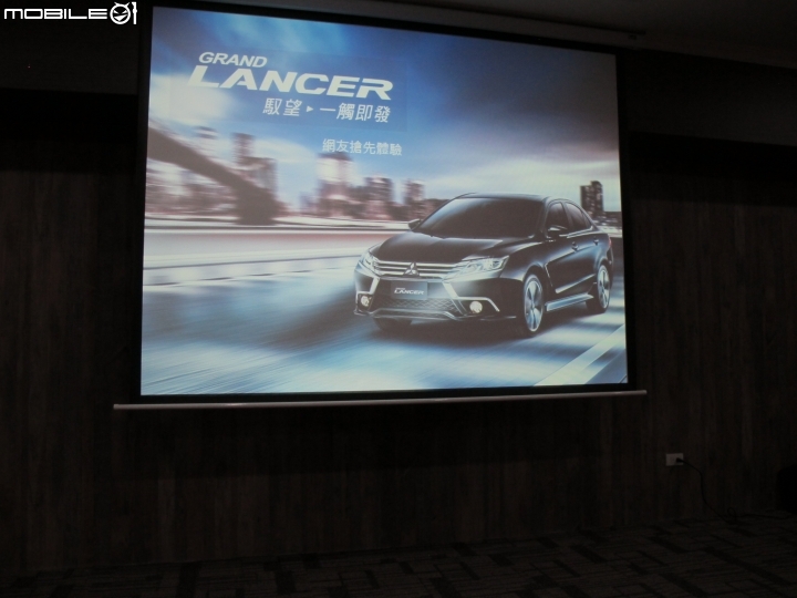 補上新舊款引擎轉速-【體驗】安靜、舒適、熱血不能兼具?全新改款Grand Lancer不專業分享