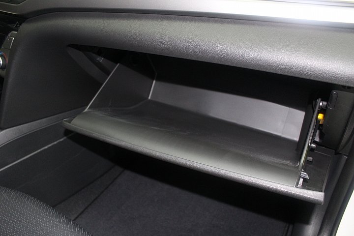 (599)Super Elantra 展間輕鬆分享