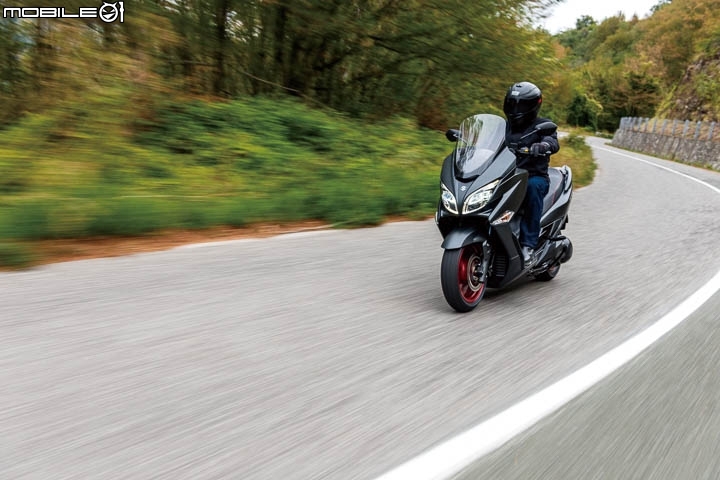 [快訊]SUZUKI 台鈴機車最新黃牌休旅速可達 Burgman 400 引進確認！