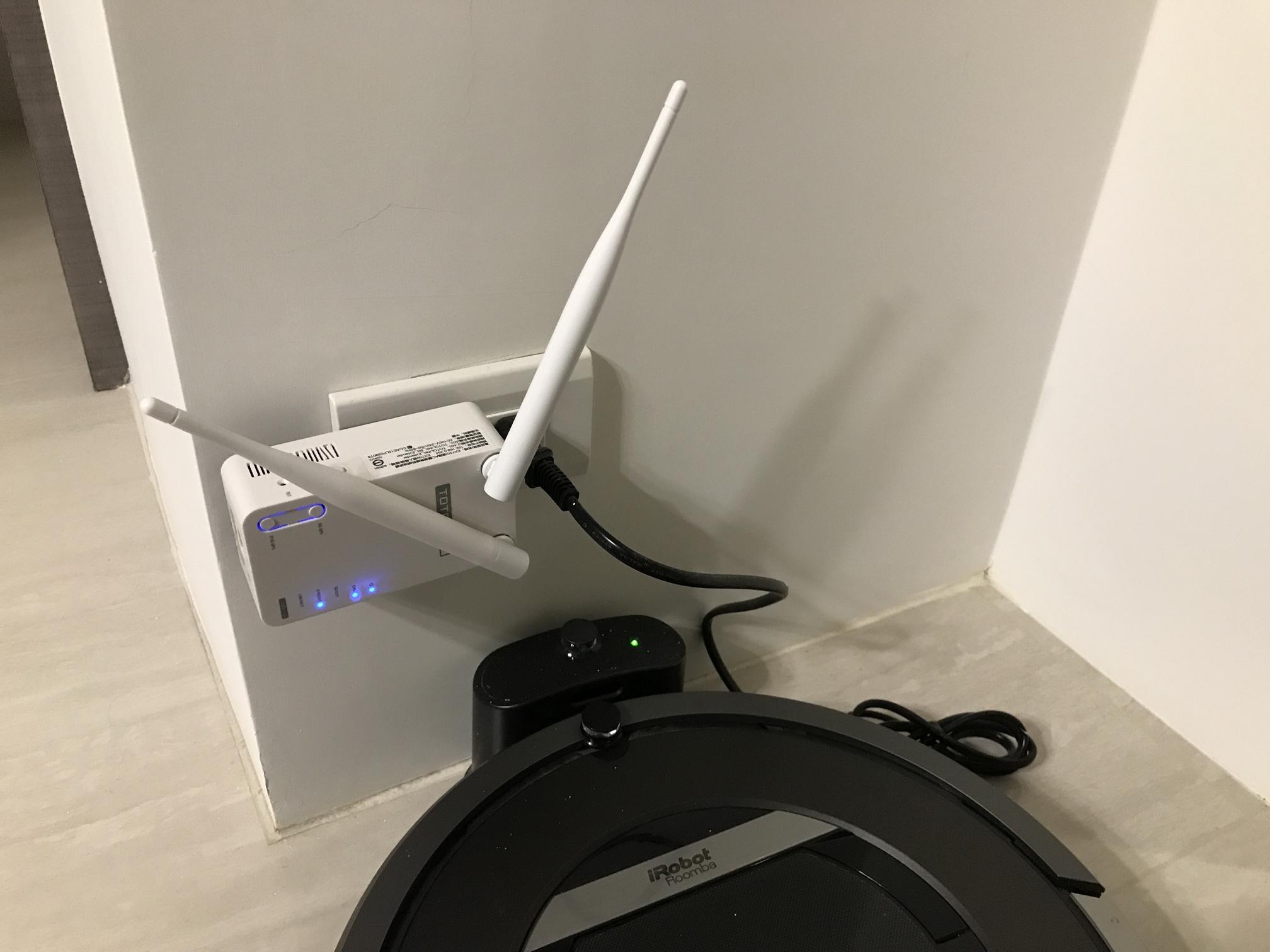 [開箱測試]沒有藉口收不到Line了，TOTO-LINK EX750，AC雙頻無線訊號強波器