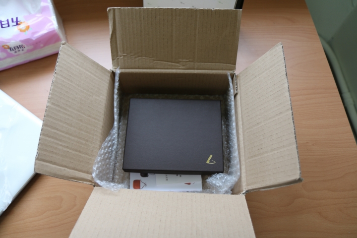 開箱文〜土屋鞄製造所〜L 型拉鍊皮夾