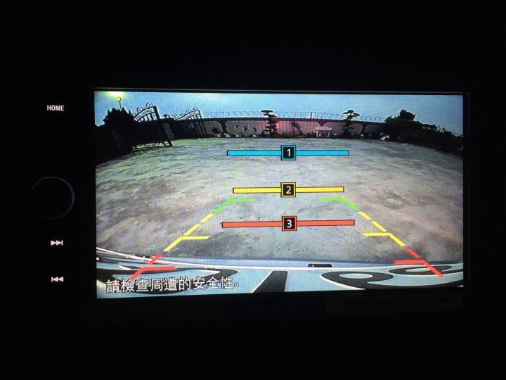[開箱] sony xav-ax100 x 2013 Skoda Rapid