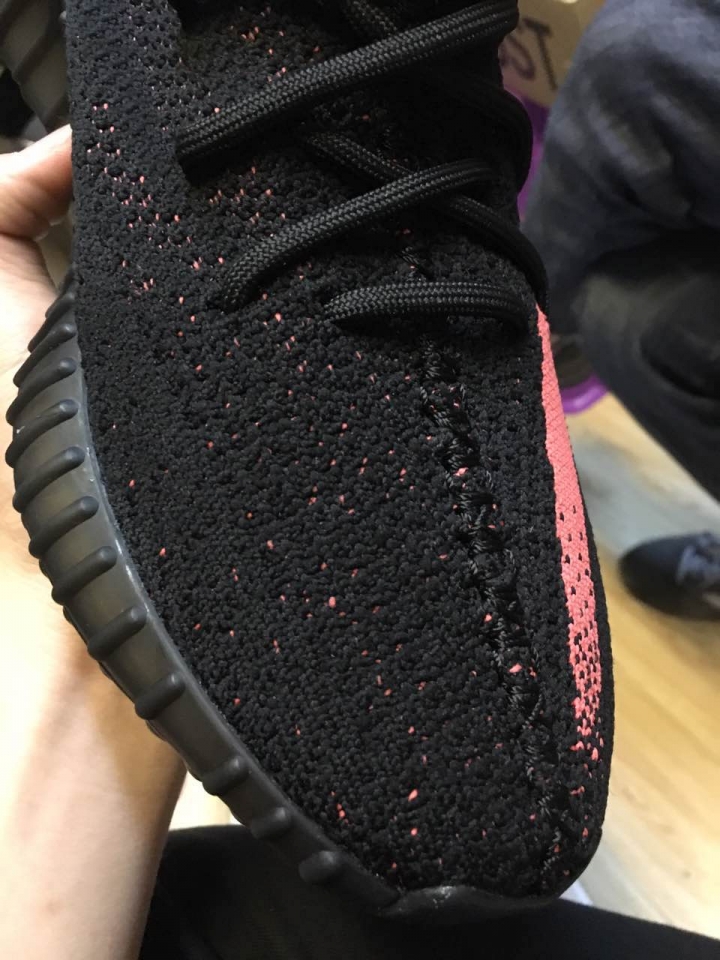 兩雙350v2想請鑑定