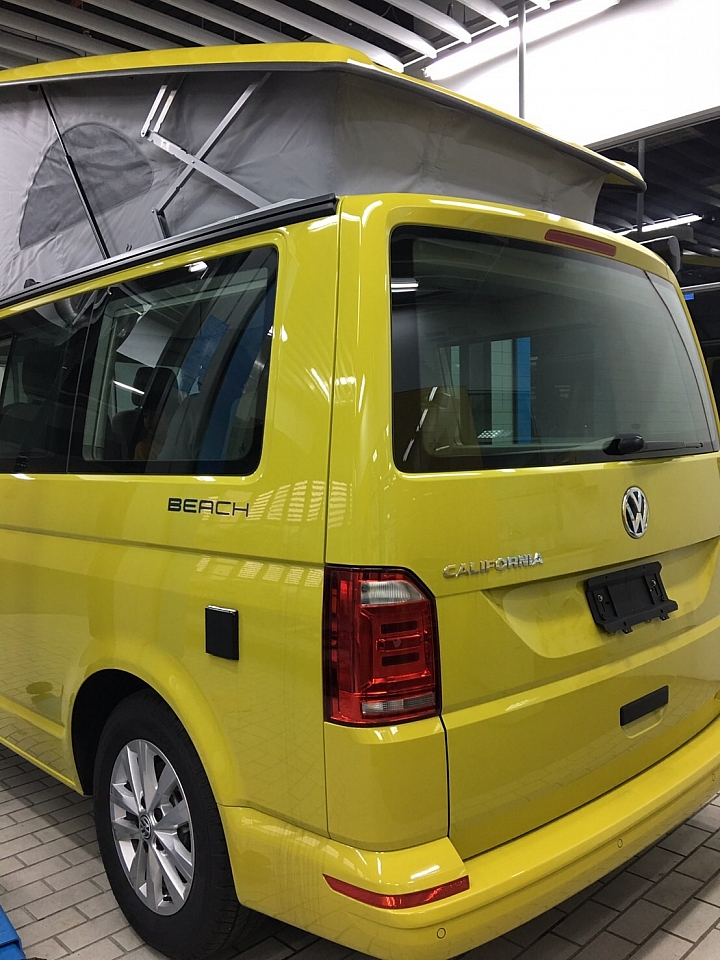 T6 VW California Beach