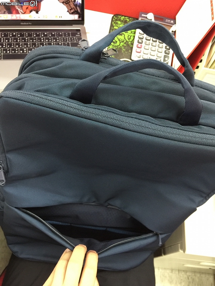 The North Face 後背電腦包(日本樂天購入)
