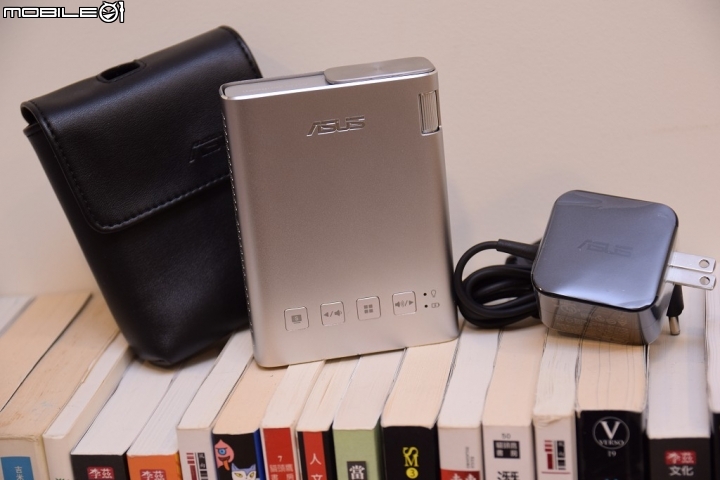 便攜掌上型微投影機ASUS E1