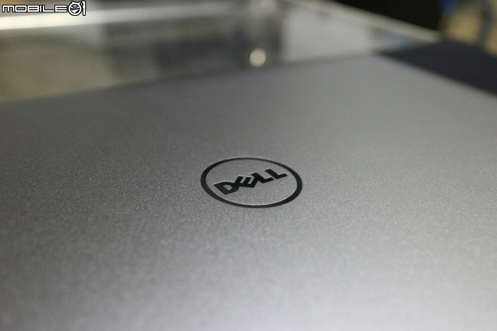 DELL XPS15 9560 日規 開箱