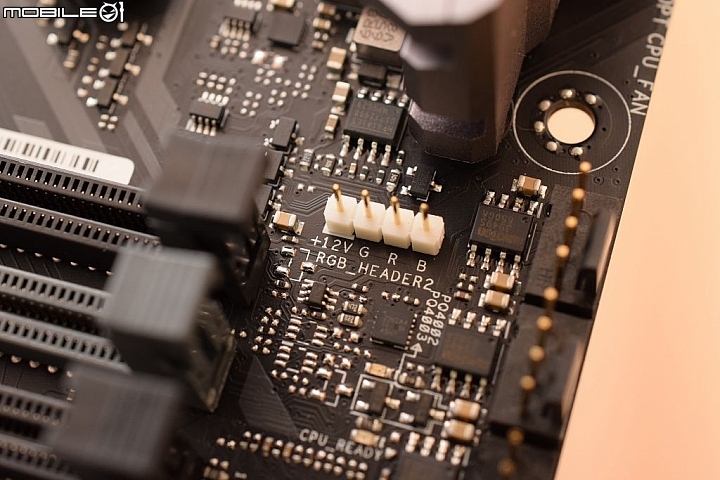 華碩 CROSSHAIR VI HERO 英雄．重返榮耀．AMD Ryzen 7 盒裝開箱