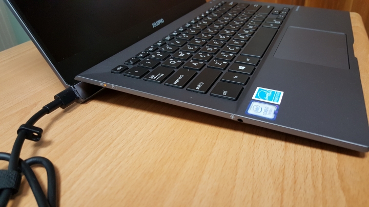 ASUSPRO B9440UA-0271A7500U 簡易開箱