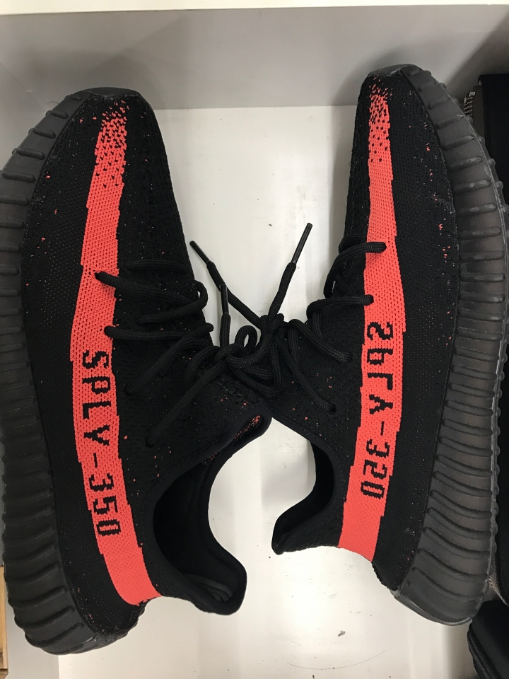 請各位大大幫忙驗Yeezy V2