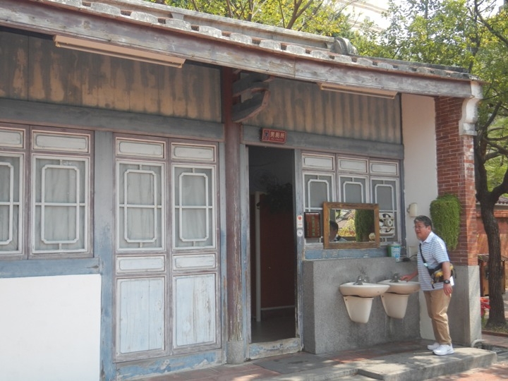 騎 單 車 遊 府 城 ( 北 區 ) 古 蹟 、 美 食 記