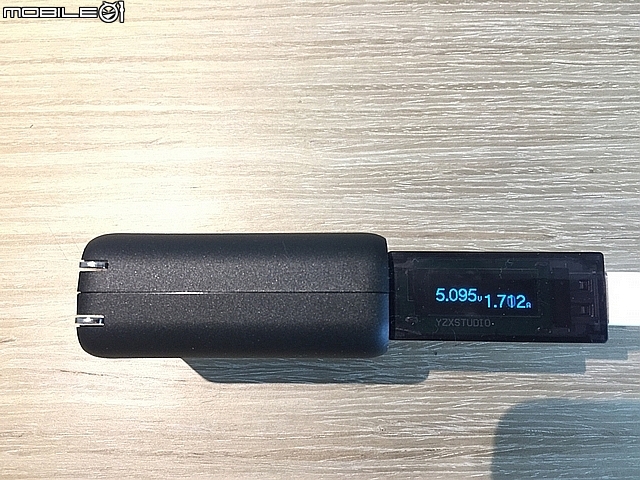 [開箱]ANKER 充電器+行動電源二合一 PowerCore Fusion 5000