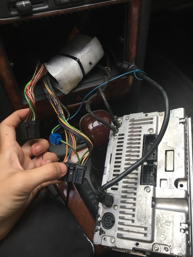 [請問]VOLVO S70音響一些線路的問題