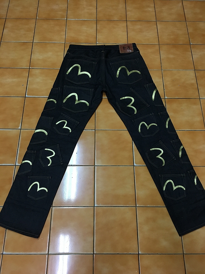 【開箱】歐版 EVISU 2000 No.3 EVERGREEN 系列 MULTI POCKET 金色小M 多口袋褲