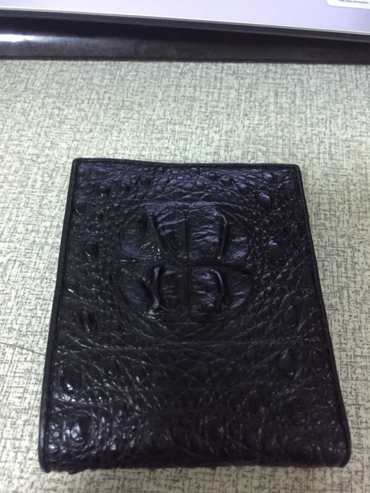 鱷魚皮夾疑問