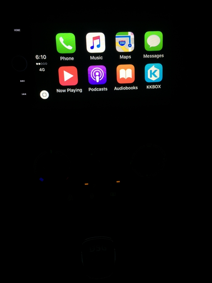 [開箱] sony xav-ax100 x 2013 Skoda Rapid