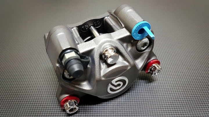 [分享] 水冷G-MAX 升級 BREMBO 前後卡鉗組