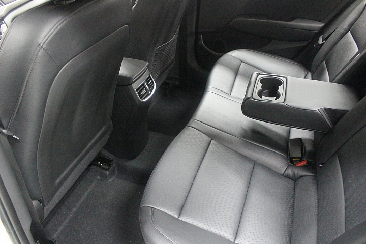 (599)Super Elantra 展間輕鬆分享