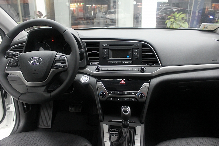 (599)Super Elantra 展間輕鬆分享