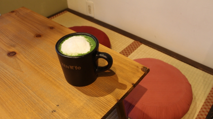 在現代風格的「Zen茶'fe」體驗傳統茶屋