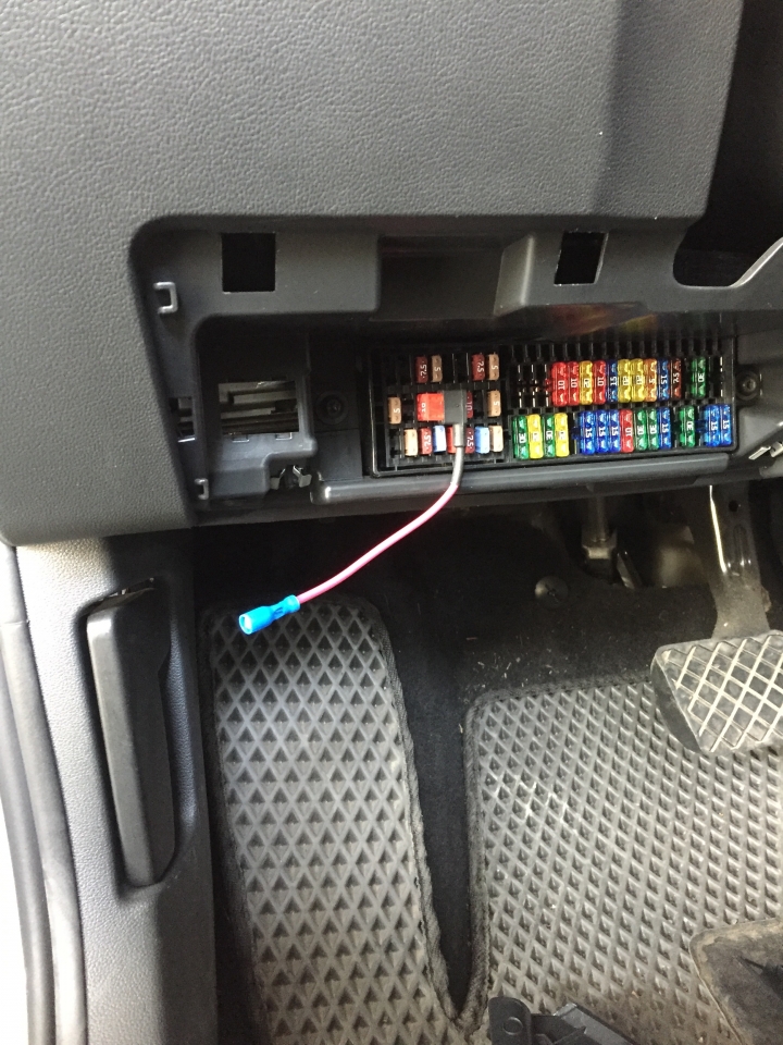 [開箱] sony xav-ax100 x 2013 Skoda Rapid