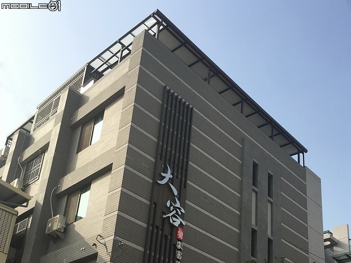 住家屋頂適不適合投資裝設太陽能發電棚架的考量與選擇