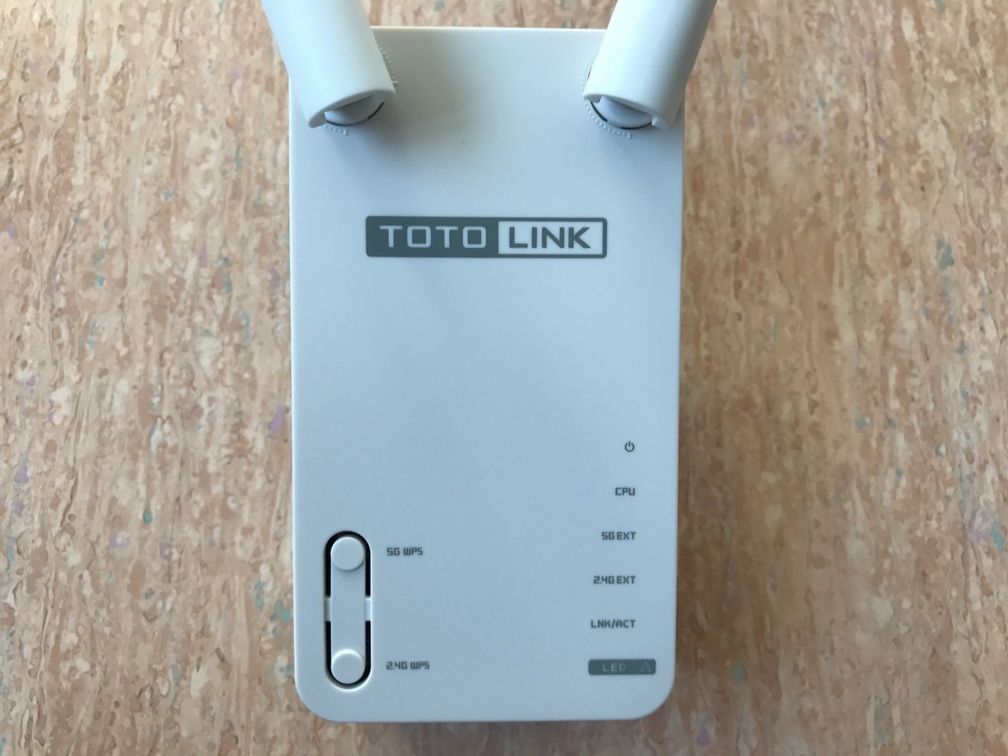 [開箱測試]沒有藉口收不到Line了，TOTO-LINK EX750，AC雙頻無線訊號強波器