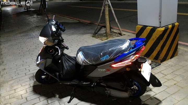 [開箱][生活] AEON OZS 150 新朋友登場