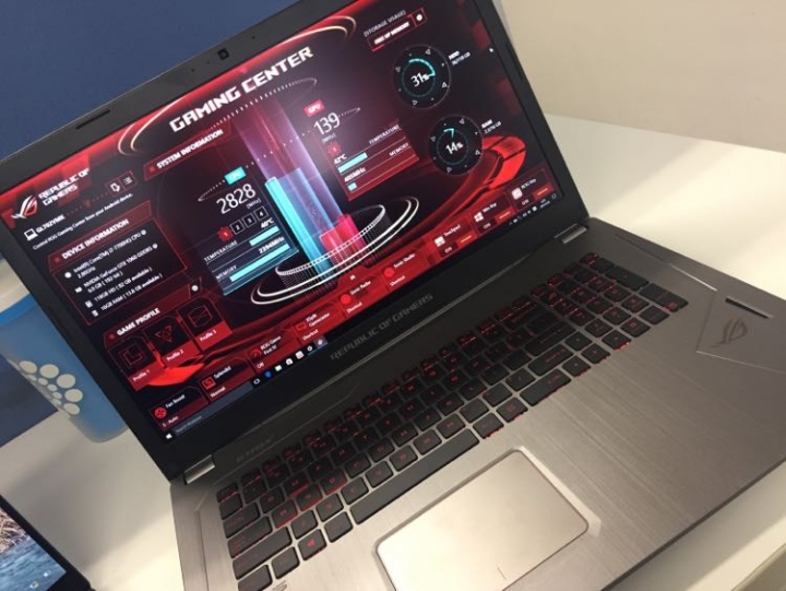 美版 GL702VM 銀色 第七代處理器 GTX1060 6G 不專業開箱！！