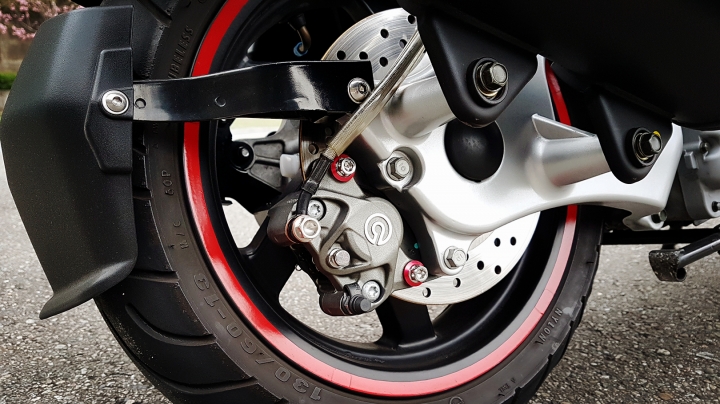 [分享] 水冷G-MAX 升級 BREMBO 前後卡鉗組