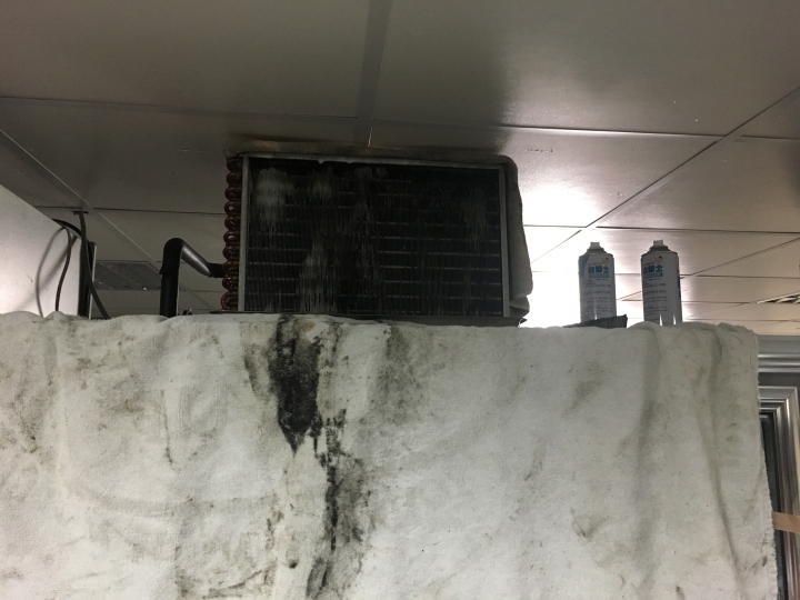 冷藏櫃冷凝器清洗