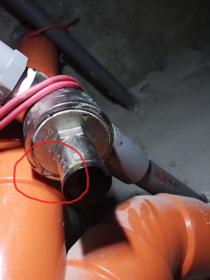 請問減壓閥滲水了，該怎麼維修呢？