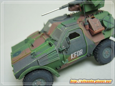 紙模 - Panhard VBL