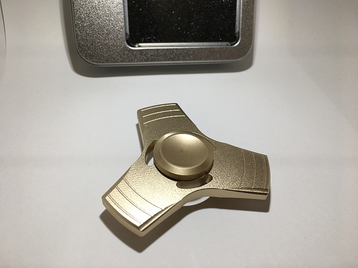 [開箱] 指尖陀螺 Hand spinner