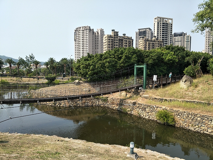 進擊的OPPO R9s Plus 一起來高雄旅遊拍照吃美食體驗港都文化