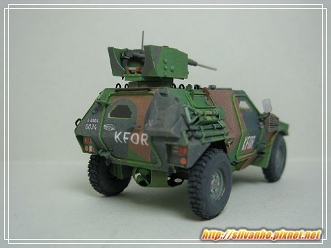 紙模 - Panhard VBL