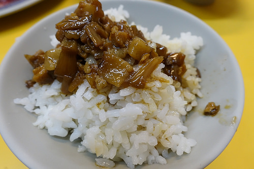 【食記】台南仁德。阿裕牛肉涮涮鍋~一盤牛肉300元好貴但也好好吃