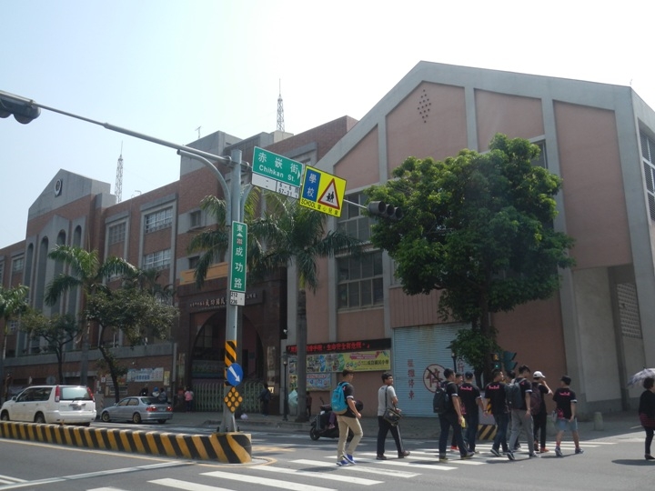 騎 單 車 遊 府 城 ( 北 區 ) 古 蹟 、 美 食 記