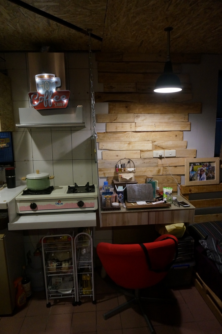 拆箱----打造6坪我的家 Hippie & Loft wiht  Second hand & Pallets